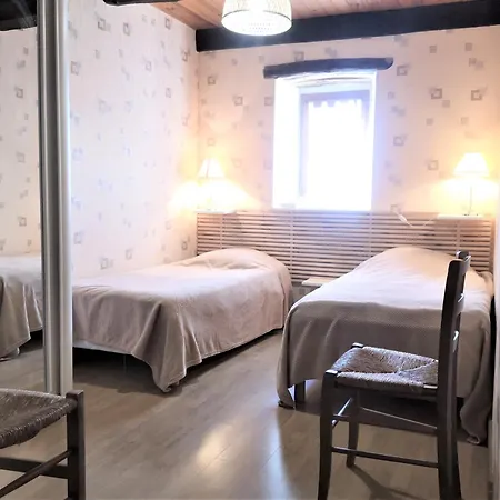 Holiday home Piscine Cahors Aujols